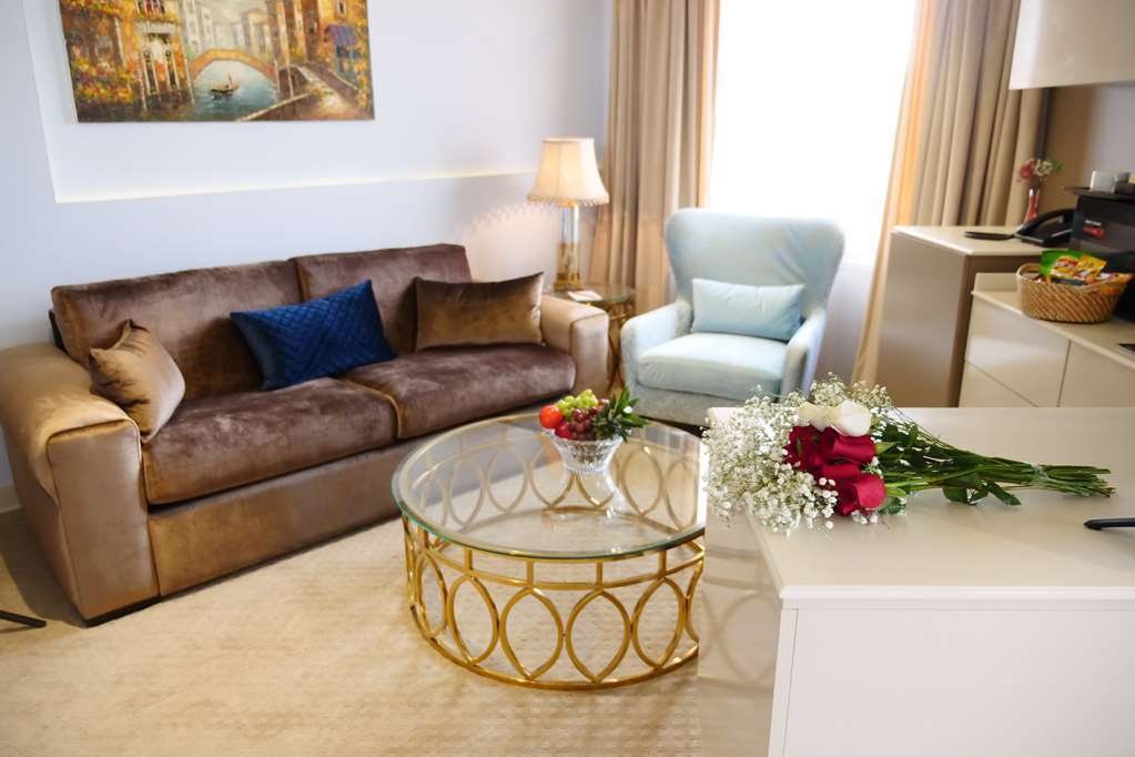 Lumiere Des Etoile Hotell Kuwait City Rom bilde