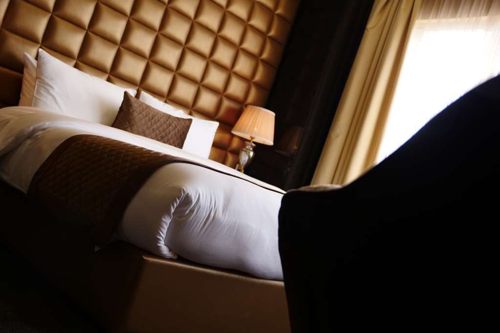 Lumiere Des Etoile Hotell Kuwait City Rom bilde