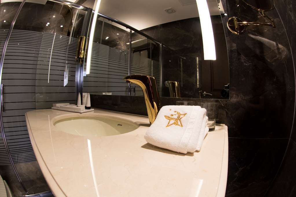 Lumiere Des Etoile Hotell Kuwait City Rom bilde